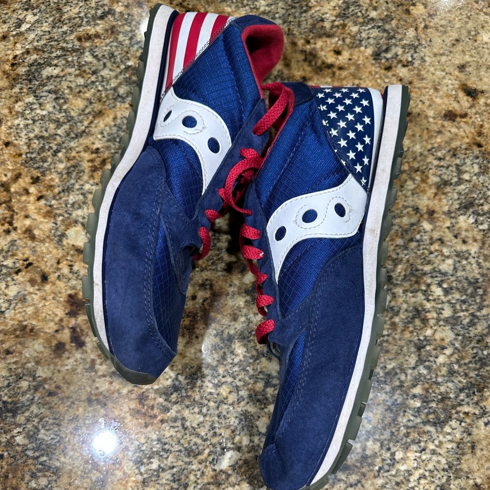 Saucony Jazz Low Pro Sneakers - Picture 3 of 15